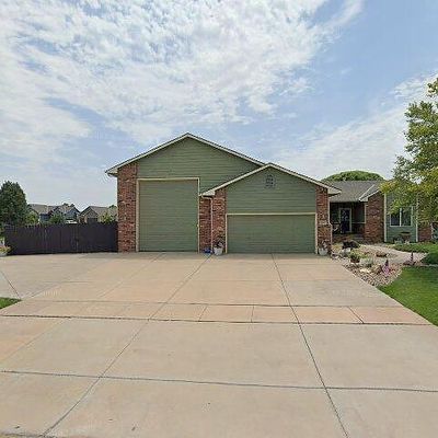 2557 Saint Andrew Ct, Goddard, KS 67052