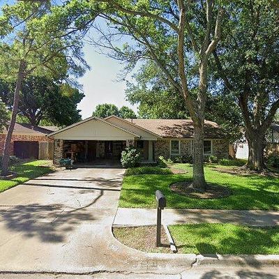 2616 Meadow Grn, Bedford, TX 76021