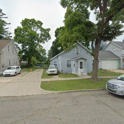 270 Iona Ave, Muskegon, MI 49442