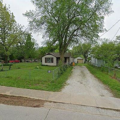 2716 W Calhoun St, Springfield, MO 65802