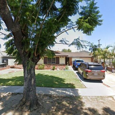 2317 S Maddock St, Santa Ana, CA 92704