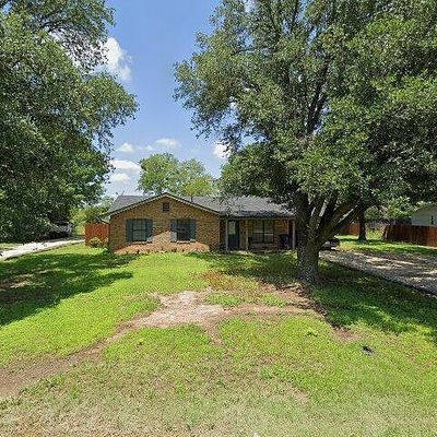 300 W Lone Cedar Pike, Blooming Grove, TX 76626