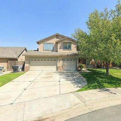 3209 N Plum Ln, Hanford, CA 93230