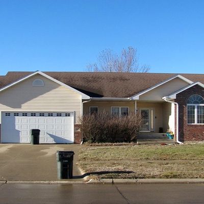 321 Cedar St, Sloan, IA 51055