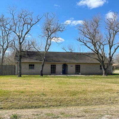 325 County Road 893, Angleton, TX 77515