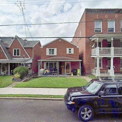 325 Duquesne Ave, Trafford, PA 15085