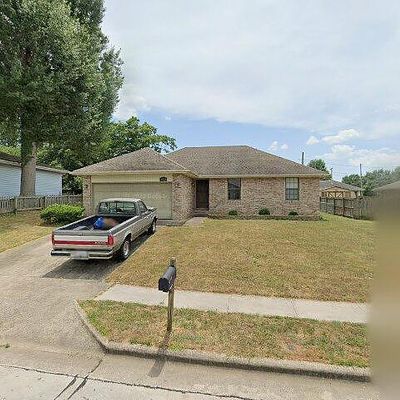 2828 W Whiteside St, Springfield, MO 65807