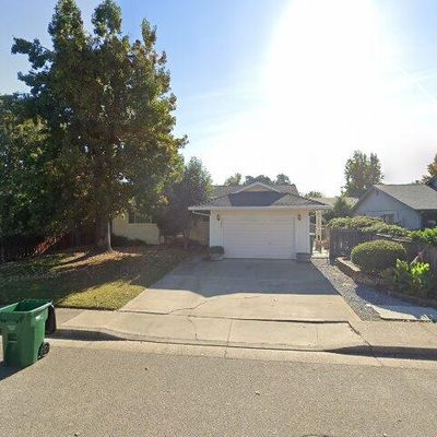 2855 Red Bud Ln, Anderson, CA 96007