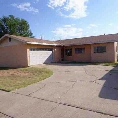 2905 Virginia Ave, Clovis, NM 88101