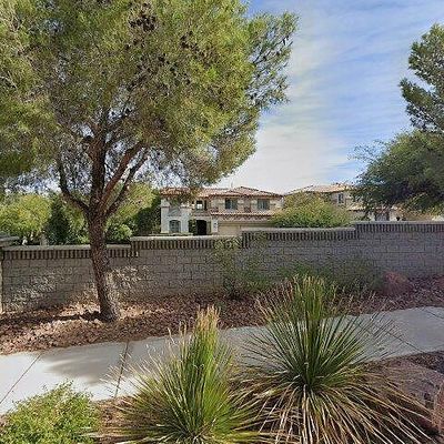 2925 Carmelo Dr, Henderson, NV 89052