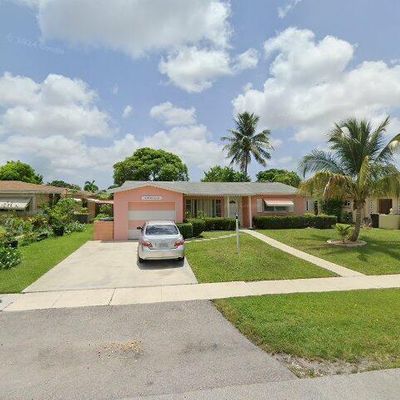 3970 Nw 51 St Ave, Lauderdale Lakes, FL 33319