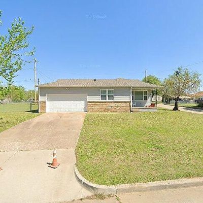 33 E 44 Th St N, Tulsa, OK 74106