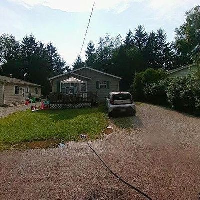 334 Dunn St, Barberton, OH 44203