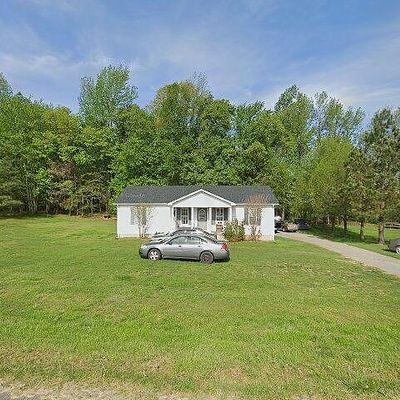 42 Buck Ln, Lafayette, TN 37083