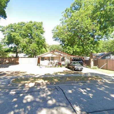 428 N Elm St, Arlington, TX 76011