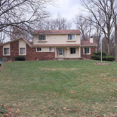 4445 Spring Oaks Ln, Brighton, MI 48114