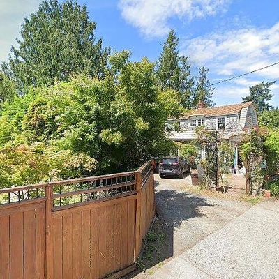 4606 Sw Maple Way, Seattle, WA 98136