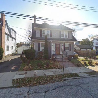 40 Edna Ave, Bridgeport, CT 06610