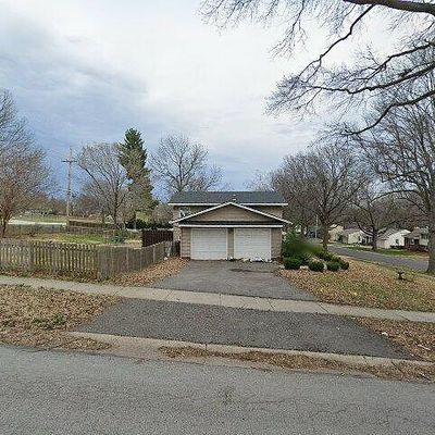 400 E 108 Th Ter, Kansas City, MO 64131