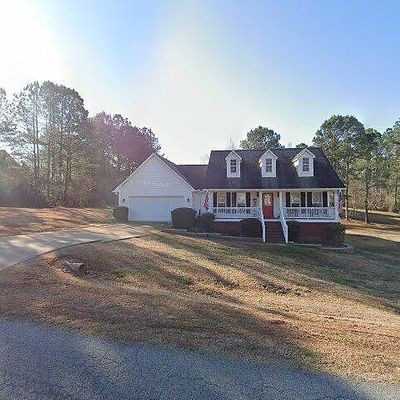 504 Aarons Cir, Gray, GA 31032