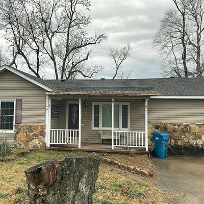 506 Jarvis Ave, Sikeston, MO 63801