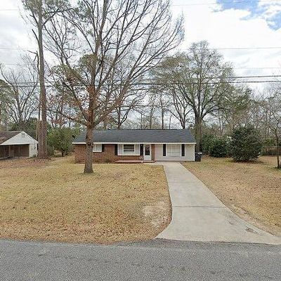 608 Hillcrest Ave, Perry, GA 31069