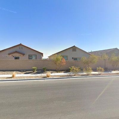 5709 Old Pine St, North Las Vegas, NV 89081