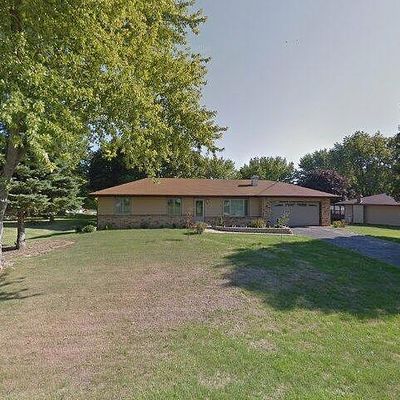 7290 Cornflower Rd, Cherry Valley, IL 61016