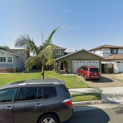 6880 Tahiti Dr, Cypress, CA 90630