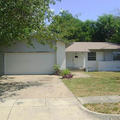 8254 Carrick St, Fort Worth, TX 76116