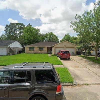 826 Buoy Rd, Houston, TX 77062