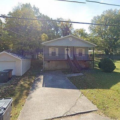 826 Spring Dr, Knoxville, TN 37920