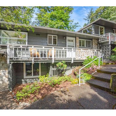 8265 Sw Canyon Ln, Portland, OR 97225