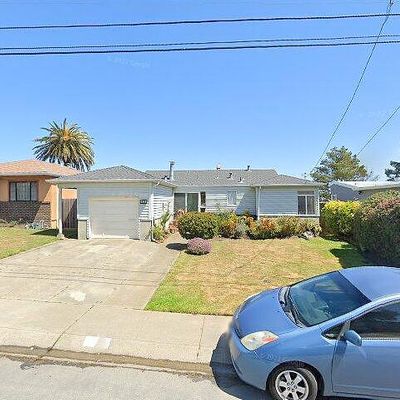 828 Beechwood Dr, Daly City, CA 94015