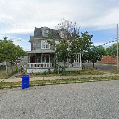 828 E Pine St, Millville, NJ 08332