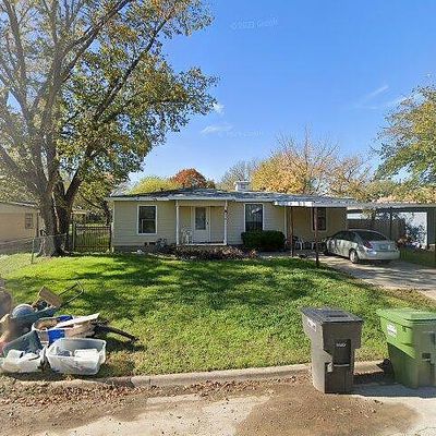 829 Ronald St, Fort Worth, TX 76108