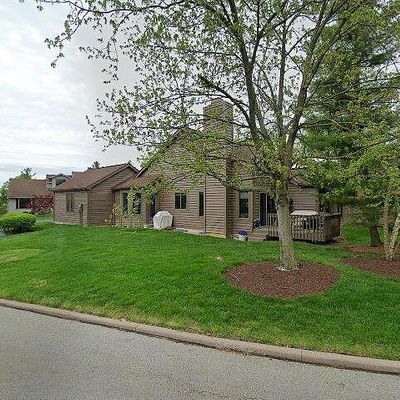 83 Carpenters Rdg, Blue Ash, OH 45241