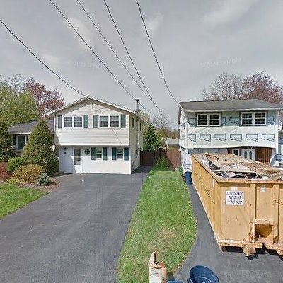 83 Coolidge Rd, Syracuse, NY 13212