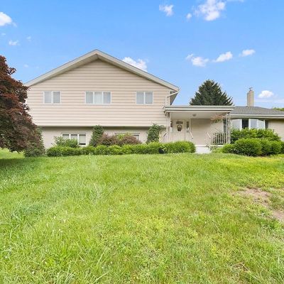 83 Imperial Drive, Mohnton, PA 19540