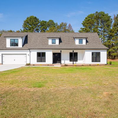 83 Hidden Cove Ln, Clinton, NC 28328