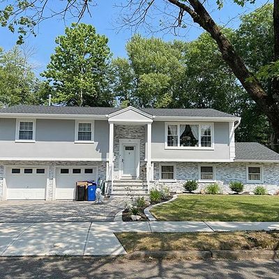 83 Steuben Ave, Westwood, NJ 07675