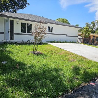 830 Nw 19th Ter, Fort Lauderdale, FL 33311