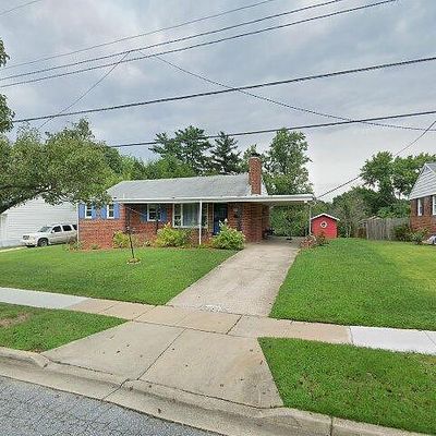 8304 Larchwood St, New Carrollton, MD 20784