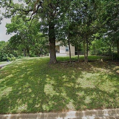 831 W Hull St, Denison, TX 75020