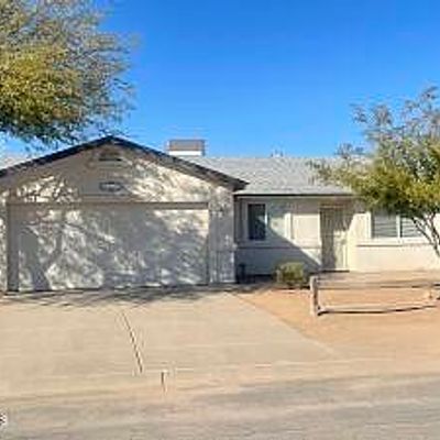 8326 W Tinajas Dr, Arizona City, AZ 85123