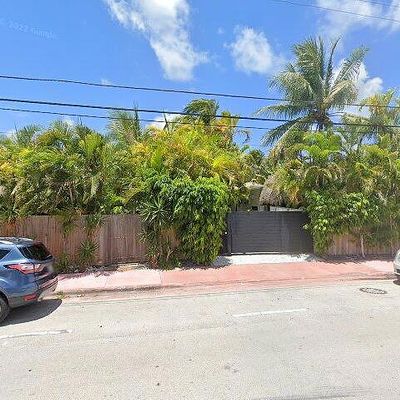 833 86 Th St, Miami Beach, FL 33141