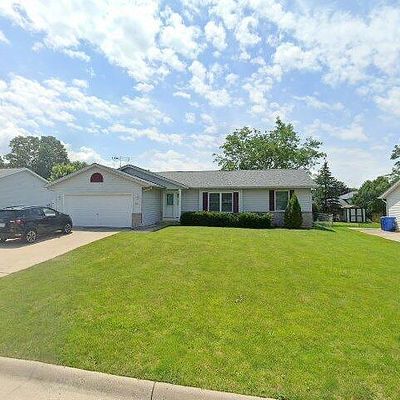 833 Wild Rose Way, Watertown, WI 53094