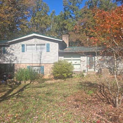 834 Sherwood Rd, Asheboro, NC 27205