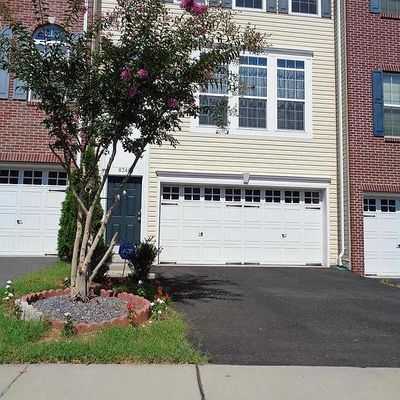 8346 Leighlex Ct, Manassas, VA 20111