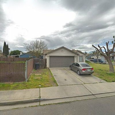 836 Souza Ave, Modesto, CA 95351